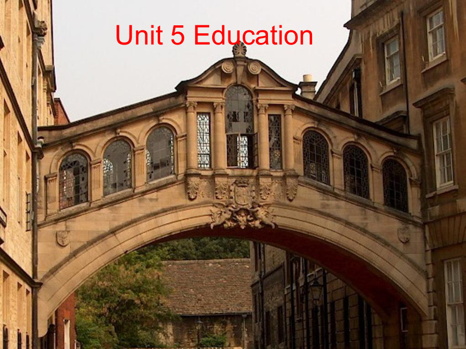 现代大学英语听力2-Unit-5-Education课件.ppt_第1页